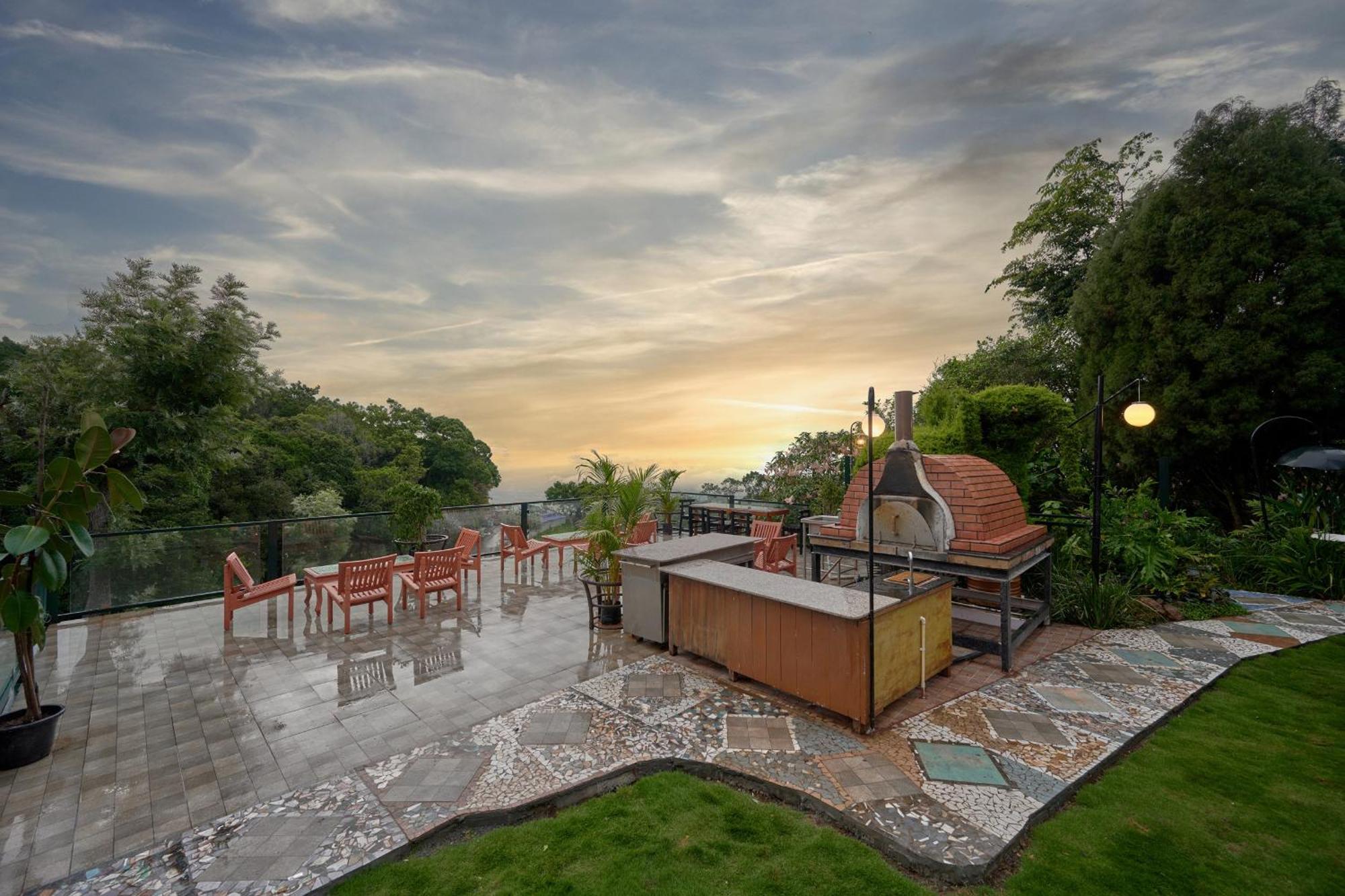 De Rock Jungle Living Resort Кунур Экстерьер фото