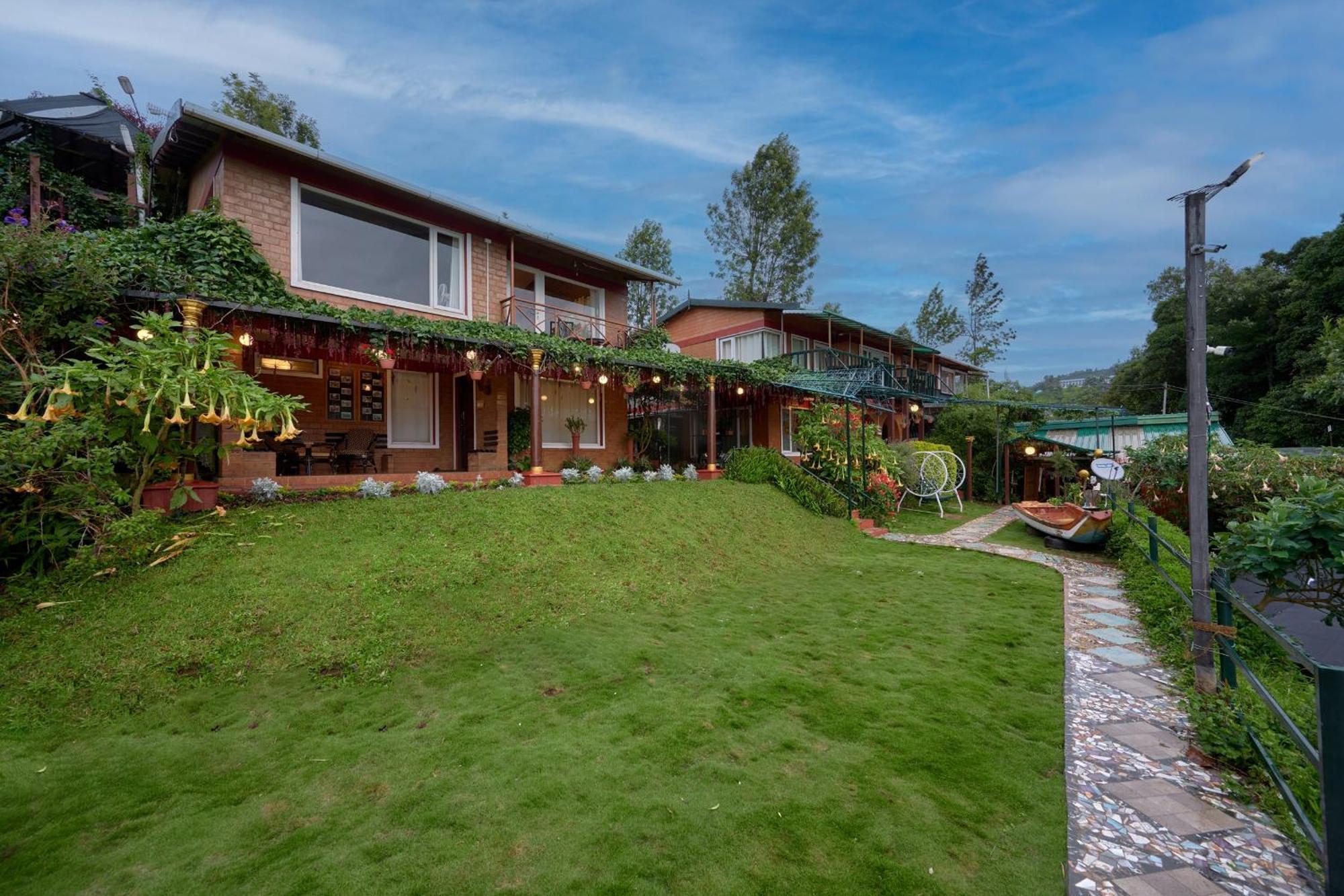 De Rock Jungle Living Resort Кунур Экстерьер фото