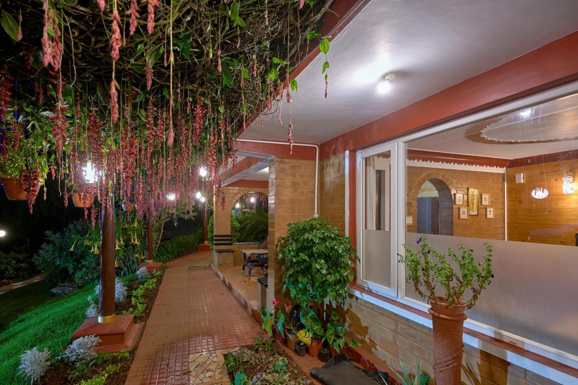 De Rock Jungle Living Resort Кунур Экстерьер фото